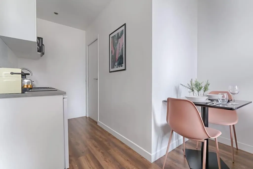 Sd10 - Premium Studio 2P - Heart Of Paris Apartment